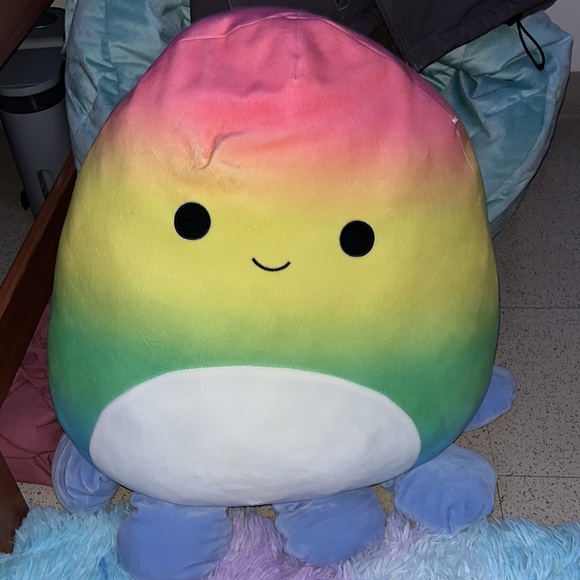 16” Elodie squishmallow . The squishmallow tag has been taken off. - Picture 2 of 3